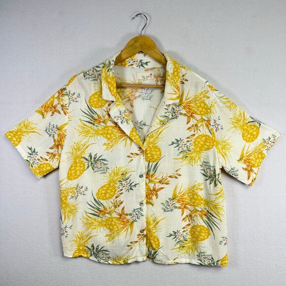 Woman's Linen Blend Pineapple Hawaiian Shirt - Size  Medium Tropical Vacation - Picture 1 of 9